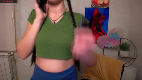 Laura online show from 11-14-25, 08:57