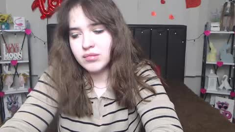 LauraHlot online show from 02-20-25, 03:23