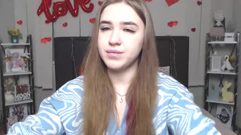 LauraHlot online show from 02-25-26, 06:45