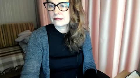 Lauraoven1 online show from 02-19-26, 07:59