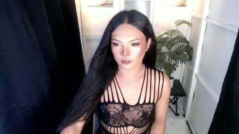 laurasaintxxx online show from 07-01-26, 02:02