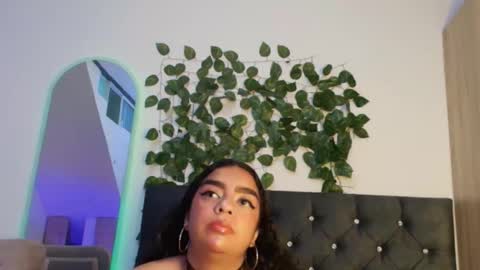 laura online show from 05-12-26, 10:18
