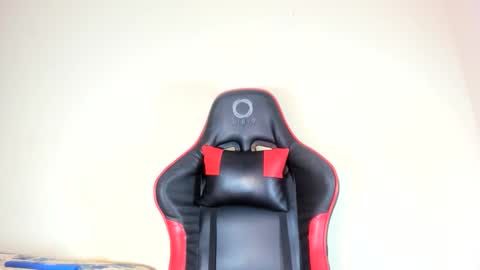 laureen777 online show from 10-22-25, 02:34