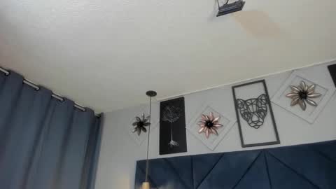 Laureen online show from 12-06-24, 08:51