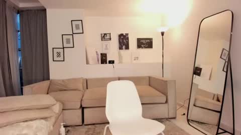 laureen_se online show from 07-20-26, 10:39