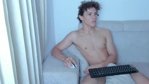 Laureent online show from 02-07-25, 06:03