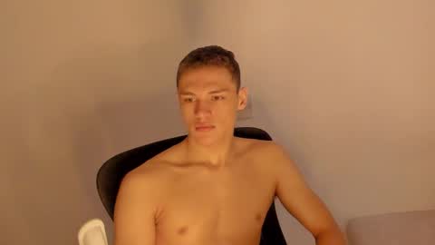 Laureent online show from 01-17-26, 09:29