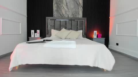 Snapshot of laureenwells chatting on 03-05-26, 08:05 Lauren Weels online show from 03-05-26, 08:05