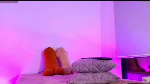    1      online show from 02-07-25, 02:50