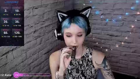 Snapshot of lauren_raquel chatting on 11-01-25, 05:26 Eva online show from 11-01-25, 05:26