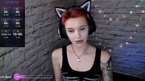 Snapshot of lauren_raquel chatting on 01-09-26, 03:59 Eva online show from 01-09-26, 03:59