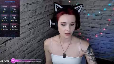 Snapshot of lauren_raquel chatting on 02-03-26, 06:57 Eva online show from 02-03-26, 06:57