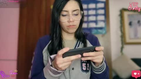 Lauren online show from 03-31-26, 06:14