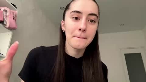 Snapshot of laurenadupuy chatting on 06-19-26, 01:15 laurenadupuy online show from 06-19-26, 01:15