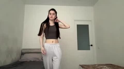 Snapshot of laurenadupuy chatting on 06-27-26, 01:17 laurenadupuy online show from 06-27-26, 01:17
