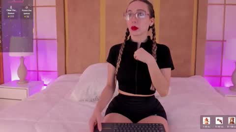 Snapshot of laurencarter1 chatting on 01-10-26, 10:47 online show from 01-10-26, 10:47