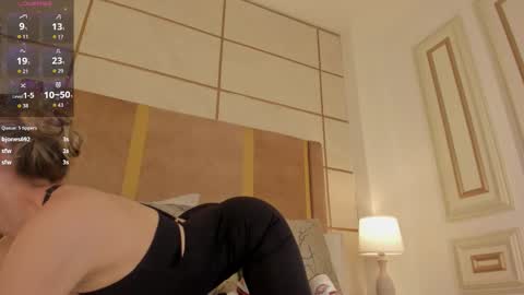 Snapshot of laurencarter1 chatting on 03-11-26, 10:38 online show from 03-11-26, 10:38