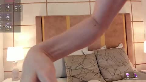 Snapshot of laurencarter1 chatting on 03-14-26, 12:17 online show from 03-14-26, 12:17