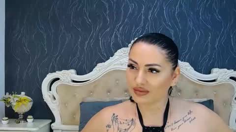 Laura online show from 01-29-25, 08:51