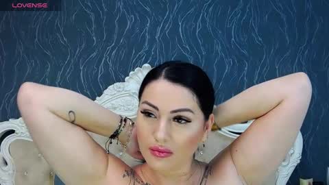 Laura online show from 02-01-25, 12:47