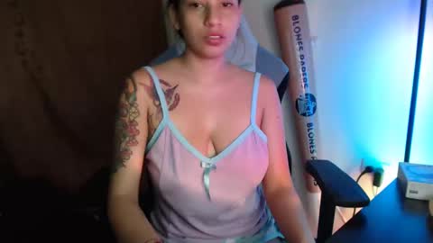 Lauren online show from 12-16-24, 02:38