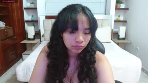 Snapshot of laurent1_ chatting on 01-13-25, 03:01 laurent online show from 01-13-25, 03:01