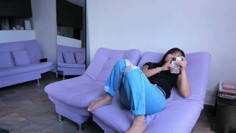 Snapshot of laurent_a chatting on 09-29-25, 07:30 Lucie  online show from 09-29-25, 07:30
