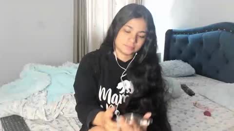 daniela angel     online show from 05-16-26, 12:59