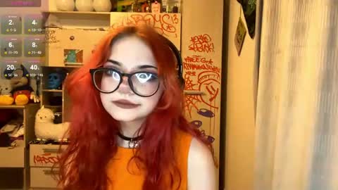 Snapshot of laurettecipro chatting on 06-13-26, 09:46 Eva online show from 06-13-26, 09:46