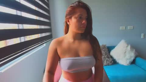 Snapshot of lauri_fit chatting on 02-02-26, 08:40 Lauri online show from 02-02-26, 08:40