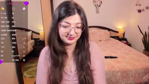 Snapshot of laurielay chatting on 03-17-26, 01:36 Laurie online show from 03-17-26, 01:36