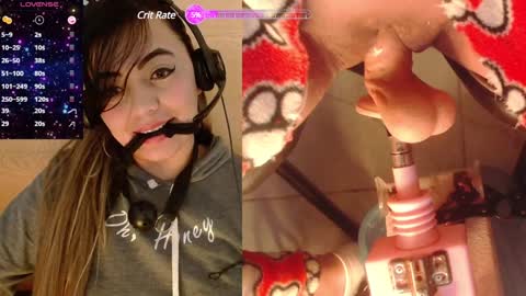 Snapshot of lauriss_ chatting on 12-28-24, 12:13 lauriss_ online show from 12-28-24, 12:13