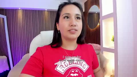 Snapshot of lauroberts chatting on 03-11-25, 07:37 Lau Roberts online show from 03-11-25, 07:37