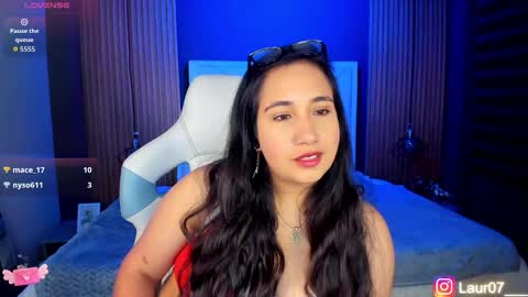 Snapshot of lauroberts chatting on 09-16-25, 04:02 Lau Roberts online show from 09-16-25, 04:02