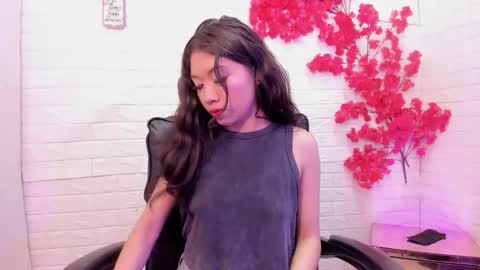 Snapshot of laurynandnarem chatting on 02-13-26, 05:47 Laury and Narem online show from 02-13-26, 05:47