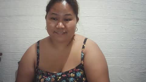 Snapshot of lavalyn214 chatting on 05-30-26, 02:47 lavalyn214 online show from 05-30-26, 02:47