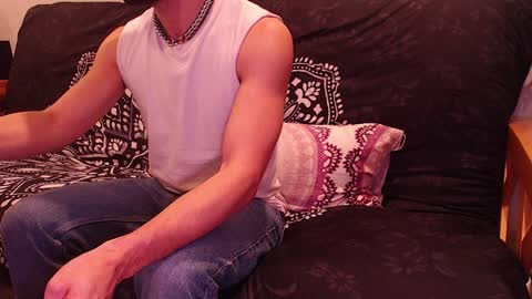 lavenderguy online show from 01-11-25, 09:47