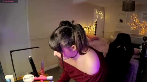 Lavenderrzz online show from 05-12-26, 02:36