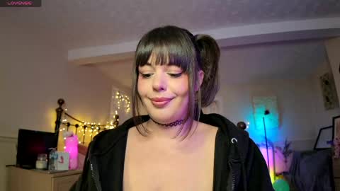 Lavenderrzz online show from 05-13-26, 01:30