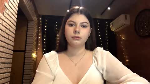 Snapshot of laveniaabadi chatting on 02-16-26, 04:14 Leela online show from 02-16-26, 04:14