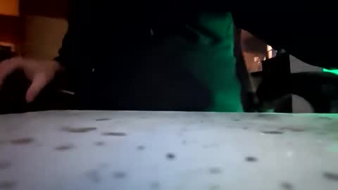 Snapshot of law9102 chatting on 03-27-26, 02:06 Law online show from 03-27-26, 02:06