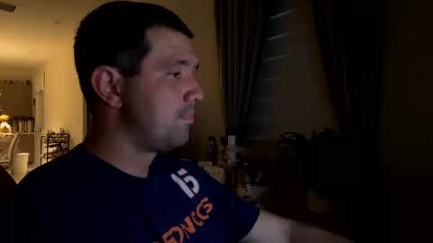 Snapshot of law_cambio chatting on 01-01-25, 12:00 law_cambio online show from 01-01-25, 12:00