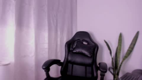 laya online show from 03-26-26, 03:12