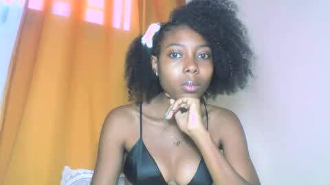 layannek online show from 10-14-25, 08:59