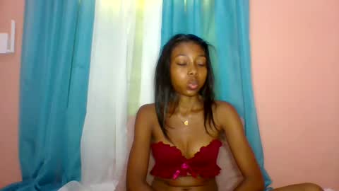 layannek online show from 07-28-26, 06:20