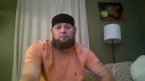layinlow42 online show from 10-22-25, 03:07