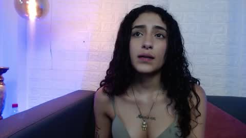 Snapshot of layla_707 chatting on 02-18-25, 02:27 Layla online show from 02-18-25, 02:27