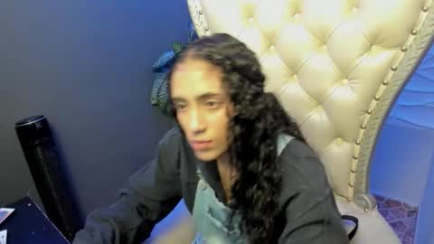 Snapshot of layla_707 chatting on 10-02-25, 01:23 Layla online show from 10-02-25, 01:23