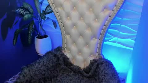 Snapshot of layla_707 chatting on 11-04-25, 01:27 Layla online show from 11-04-25, 01:27