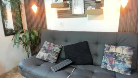 Snapshot of layla_707 chatting on 11-12-25, 09:36 Layla online show from 11-12-25, 09:36